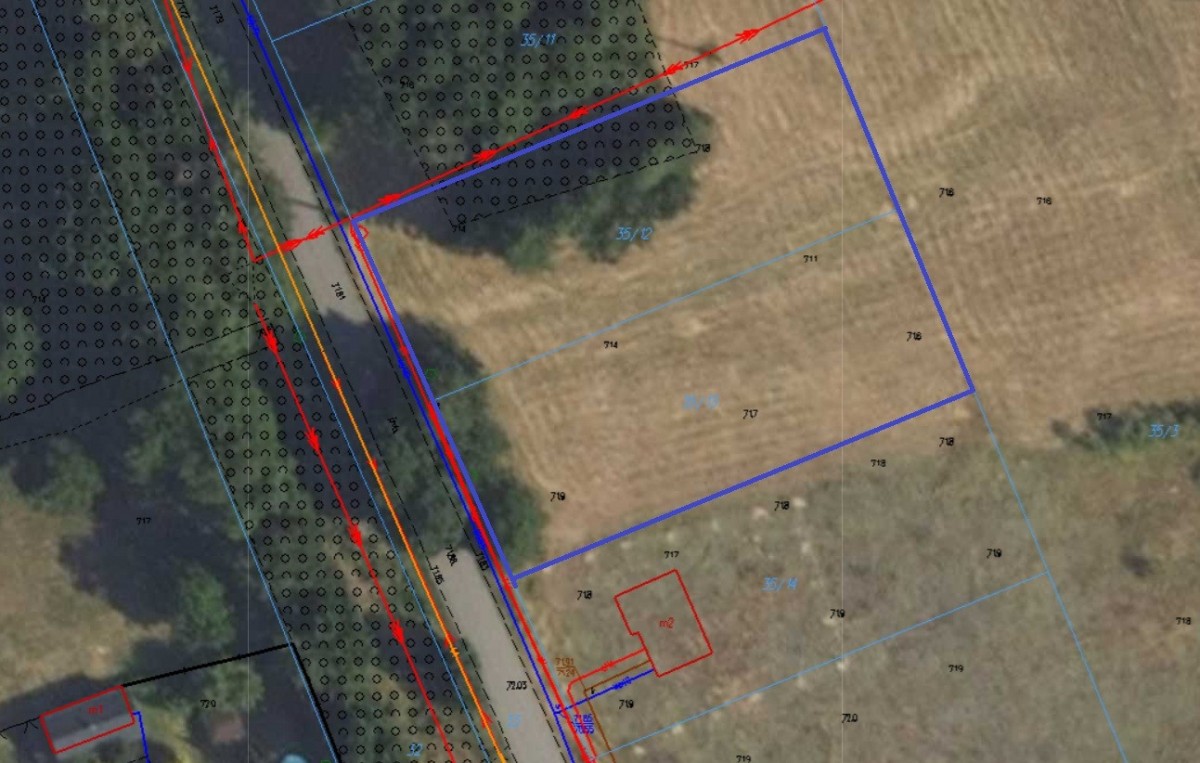 Działka na sprzedaż