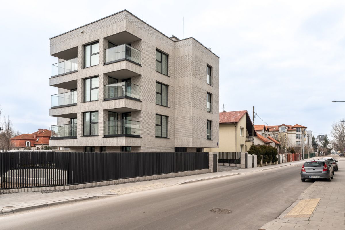 Komercyjny na wynajem