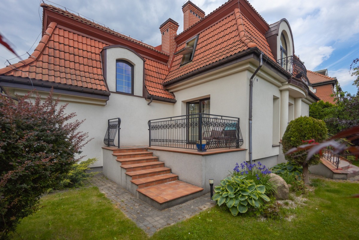 Dom na sprzedaż