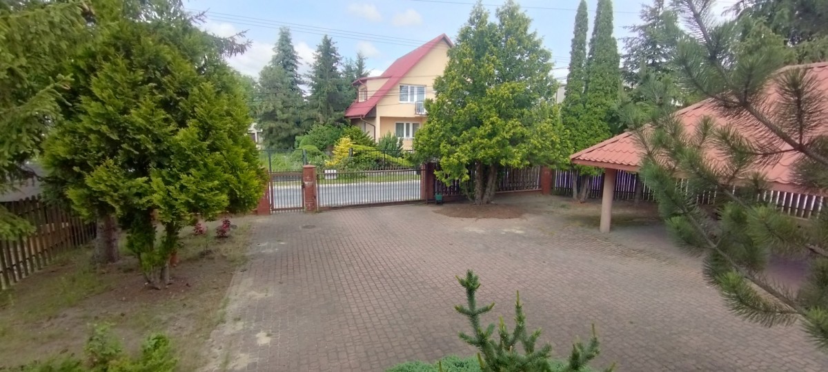 Dom na sprzedaż