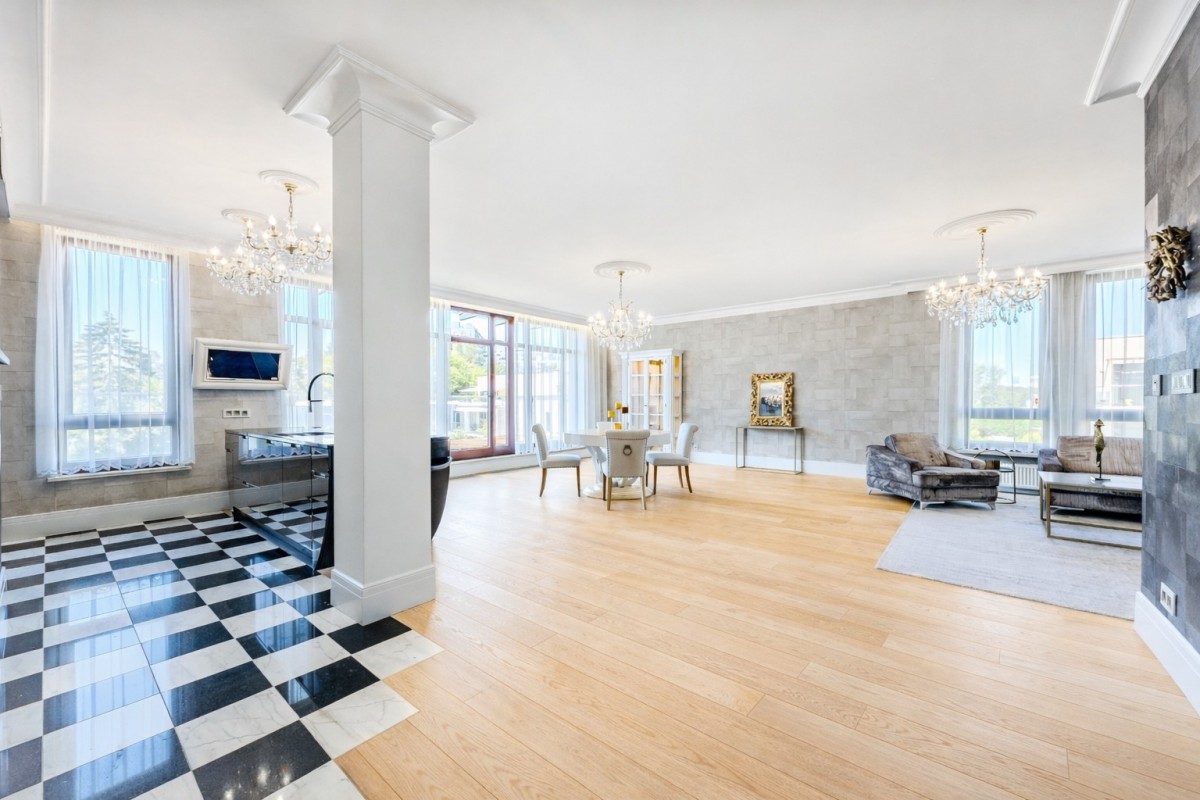 Mieszkanie na sprzedaż