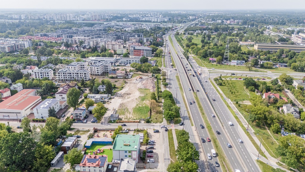 Działka na sprzedaż