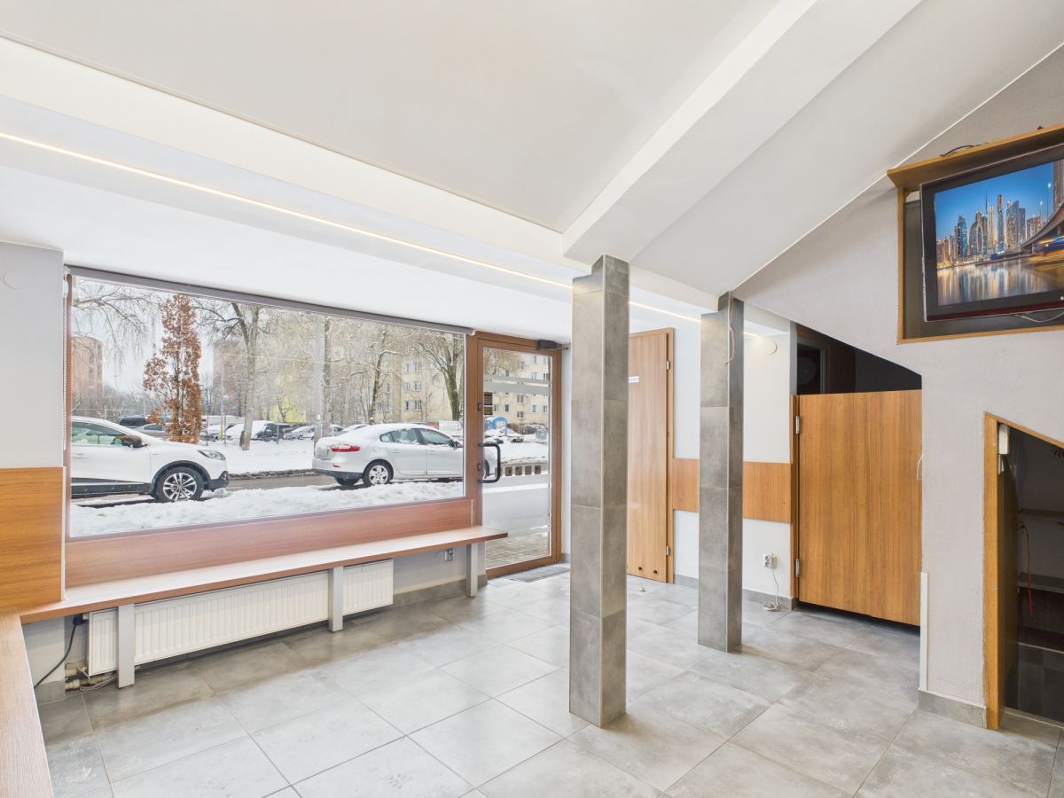 Komercyjny na wynajem