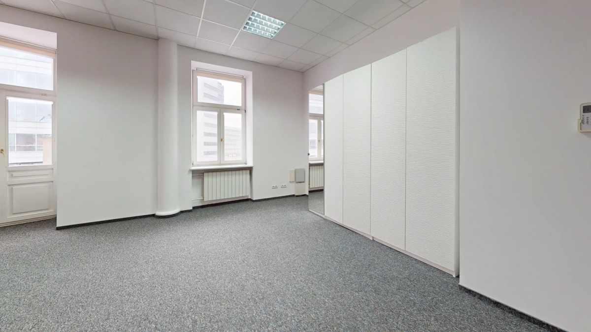 Komercyjny na wynajem