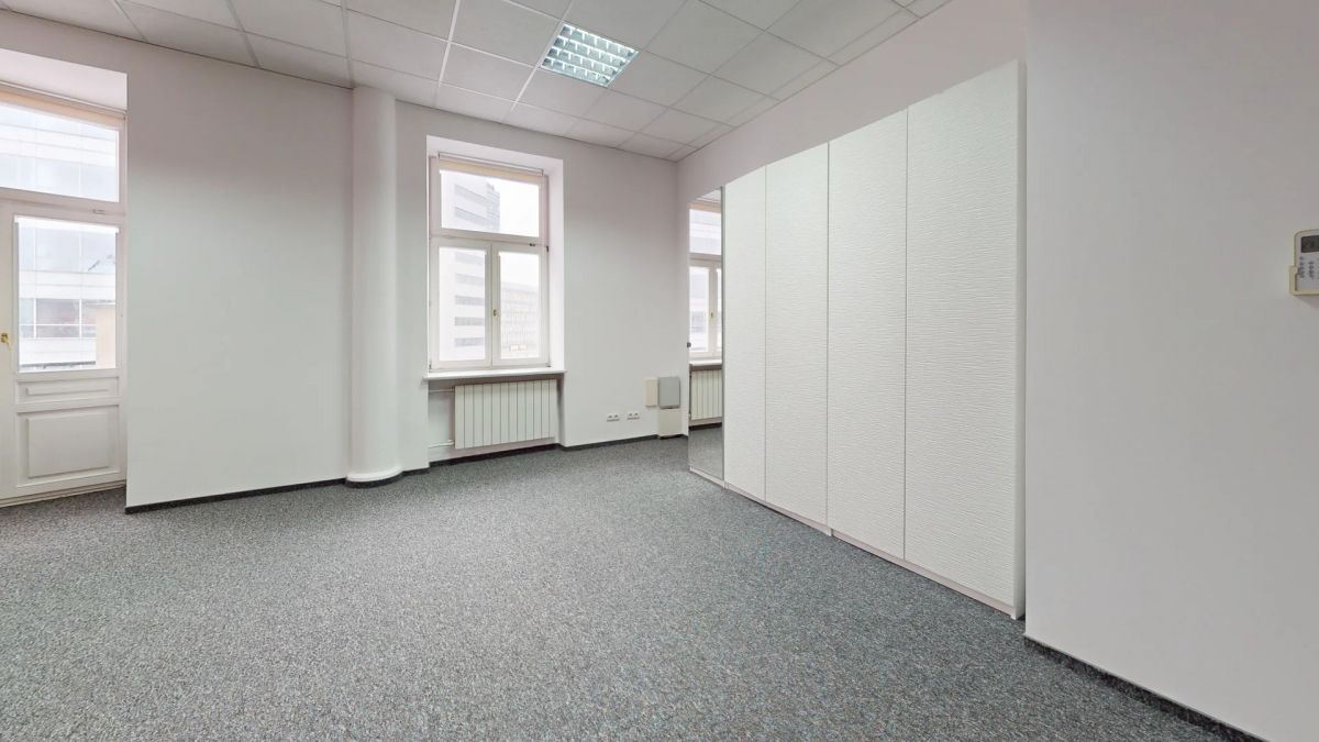 Komercyjny na wynajem