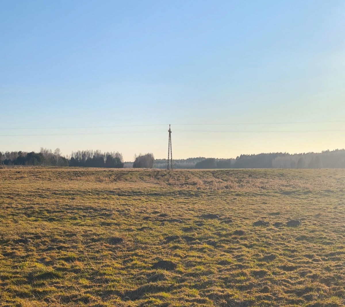 Działka na sprzedaż