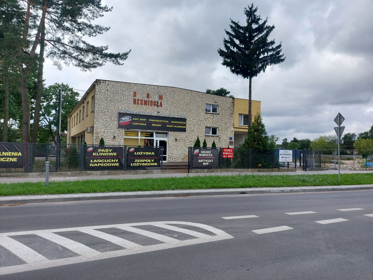 Komercyjny na wynajem