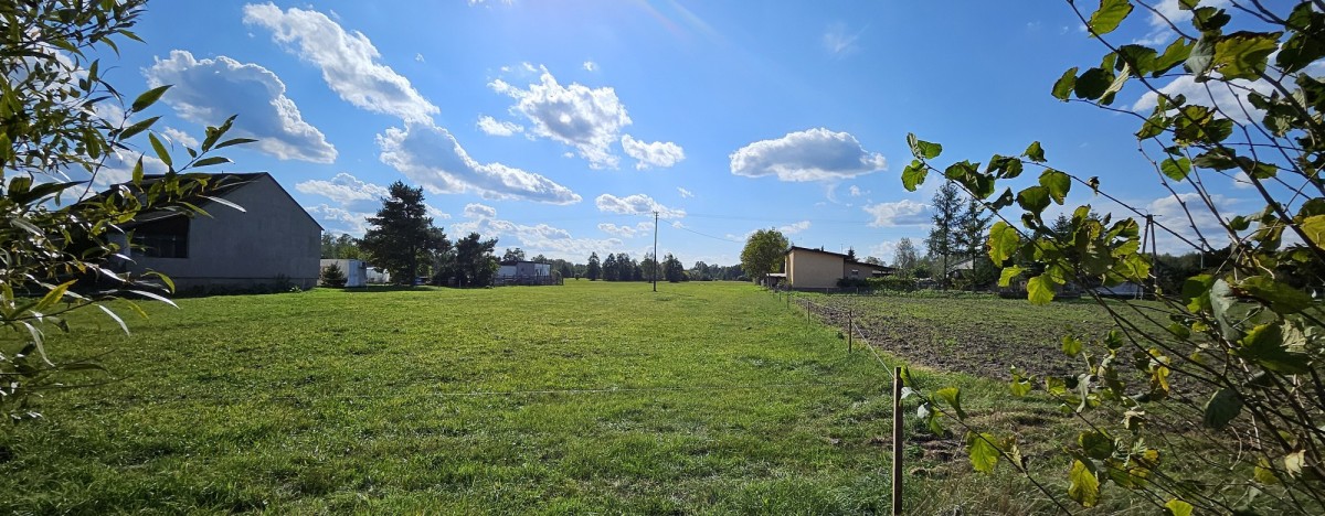 Działka na sprzedaż