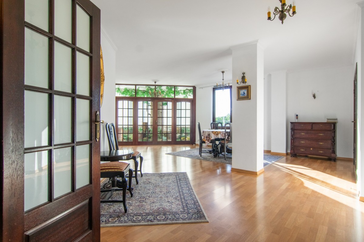 Komercyjny na wynajem