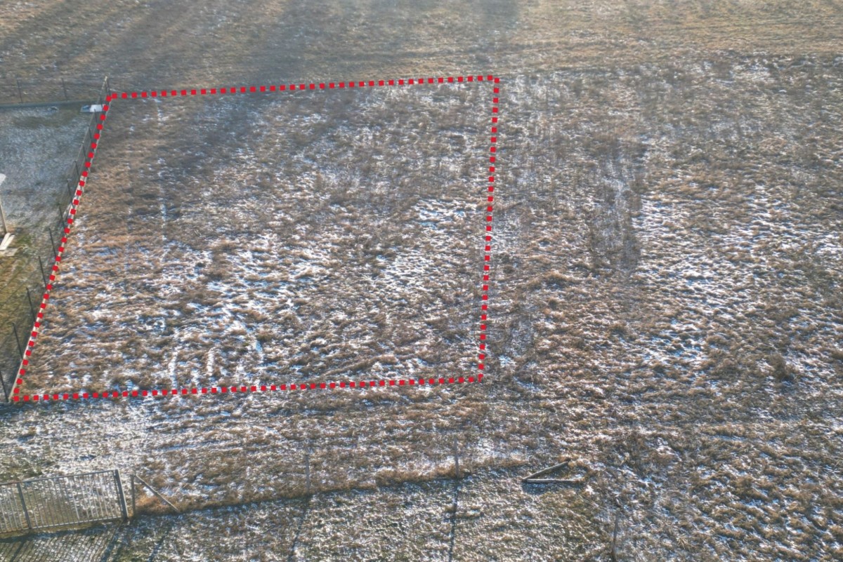 Działka na sprzedaż