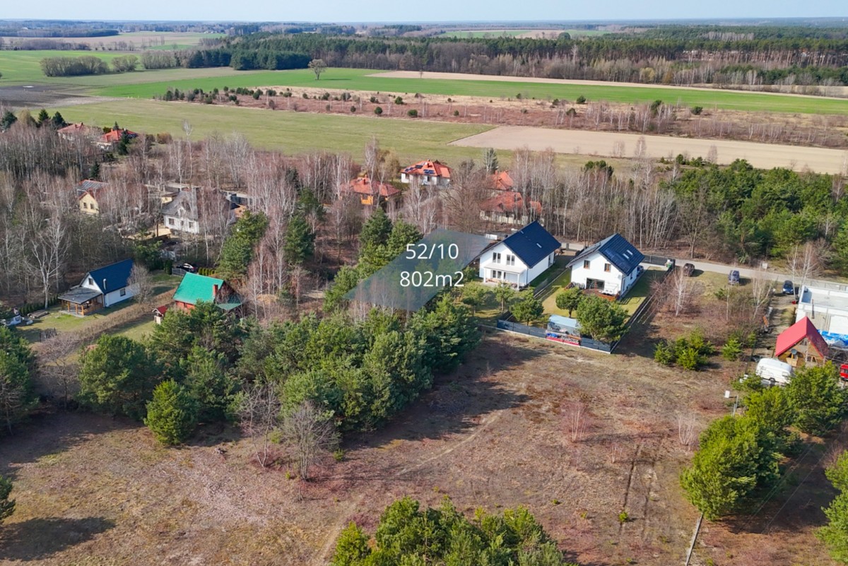 Działka na sprzedaż