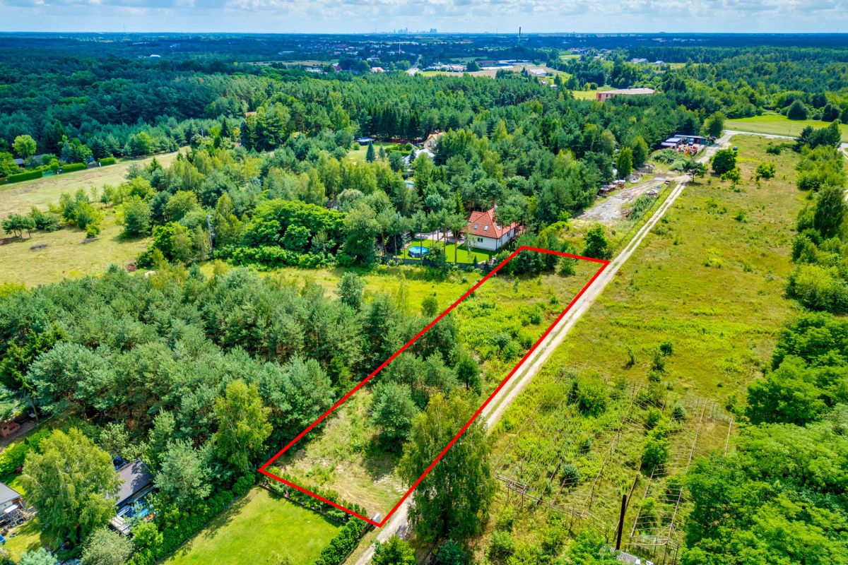 Działka na sprzedaż