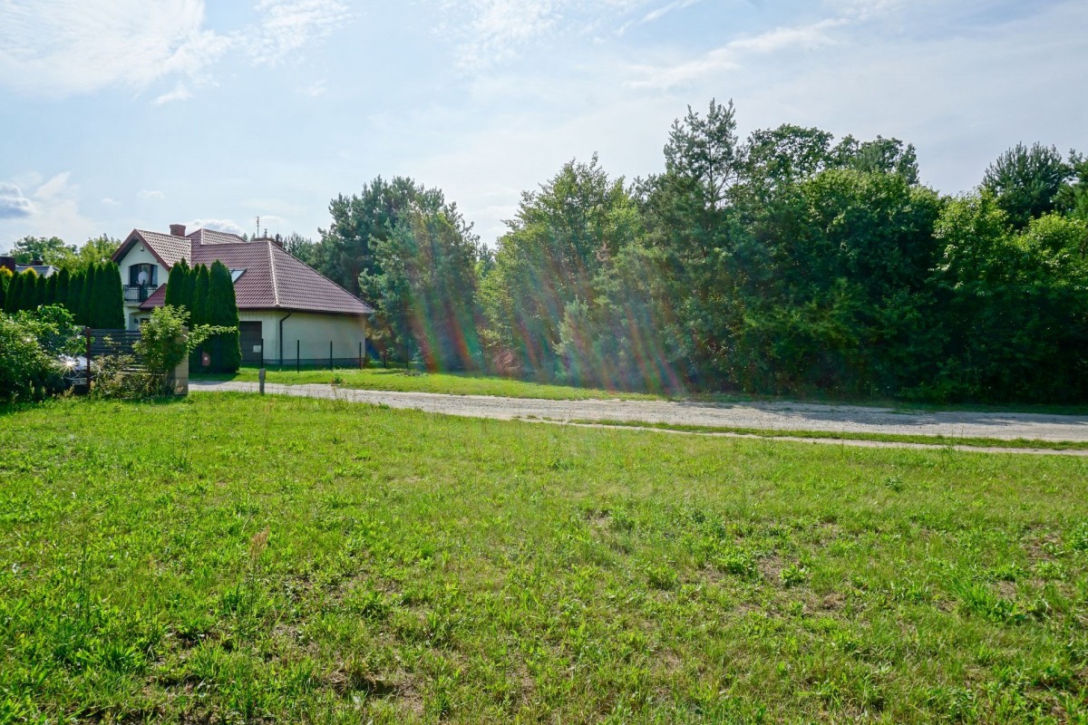 Działka na sprzedaż