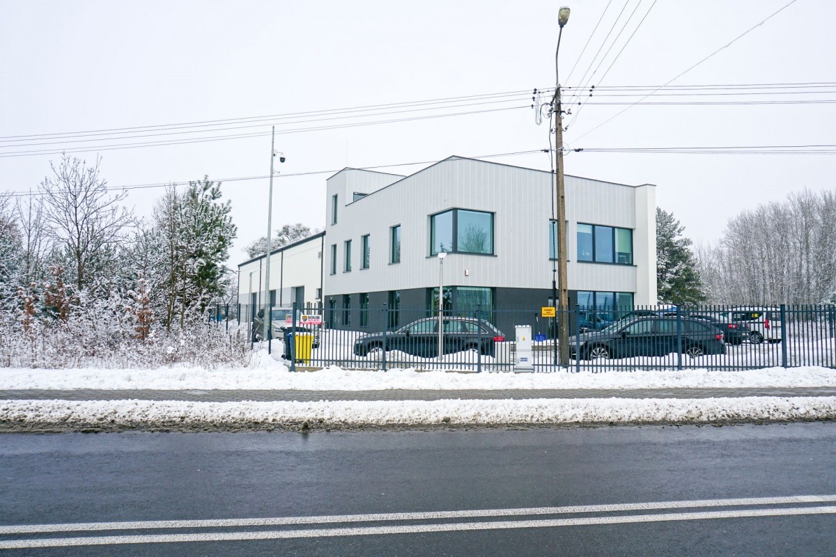 Komercyjny na wynajem