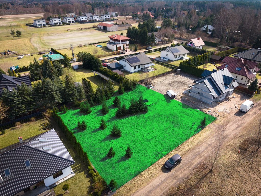 Działka na sprzedaż