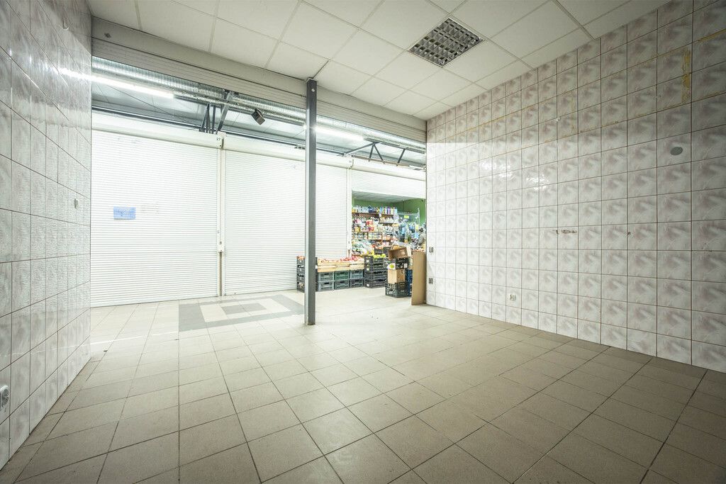Komercyjny na sprzedaż