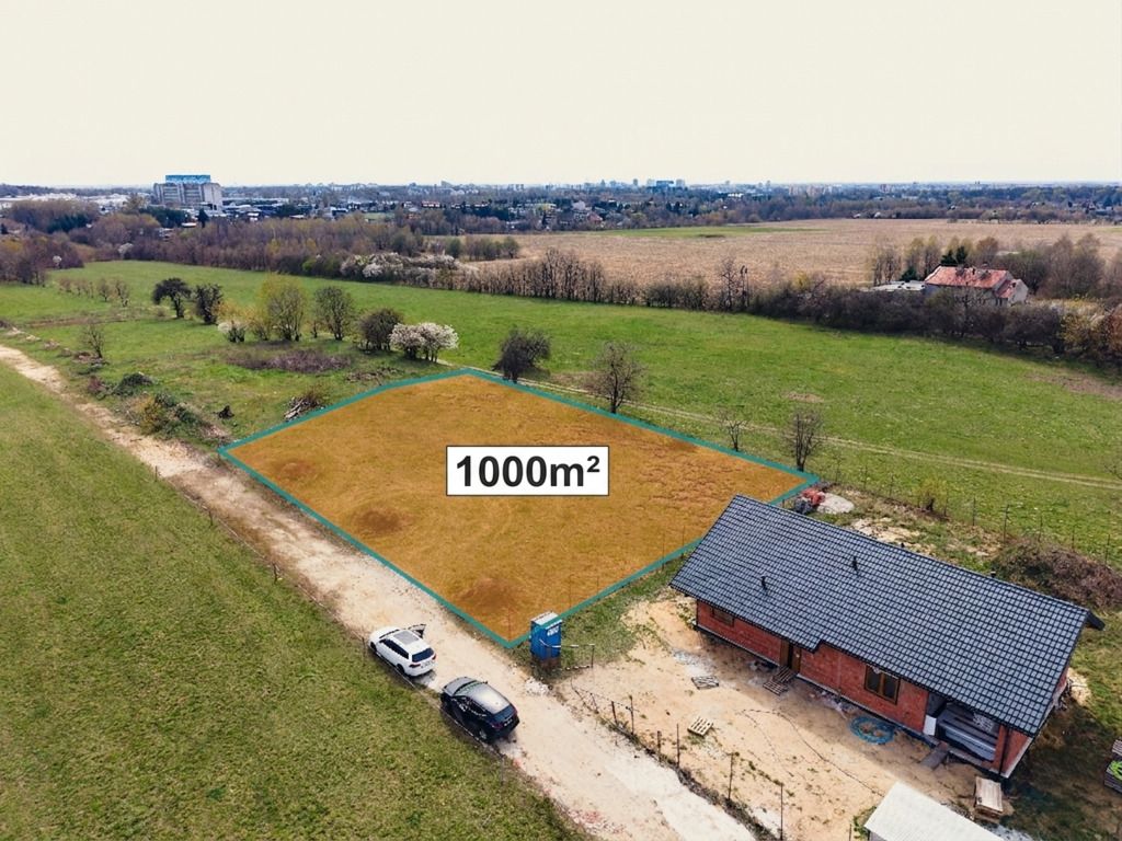 Działka na sprzedaż