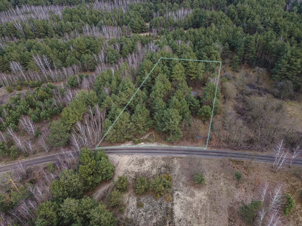 Działka na sprzedaż