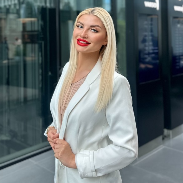 Yana  Yermalovich